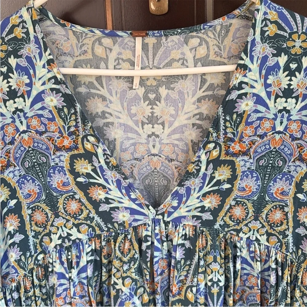 Like New Free People Flare Sleeve Tunic Top Floral Generous Small